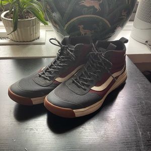 Vans UltraRange mid/high